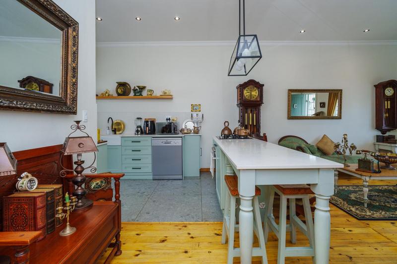 2 Bedroom Property for Sale in Harfield Village Western Cape